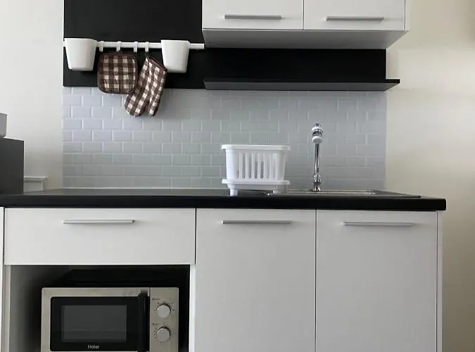 22Fl Condo Near Vibharam Hospital 30Sqm Monthly Rental * Bangkok